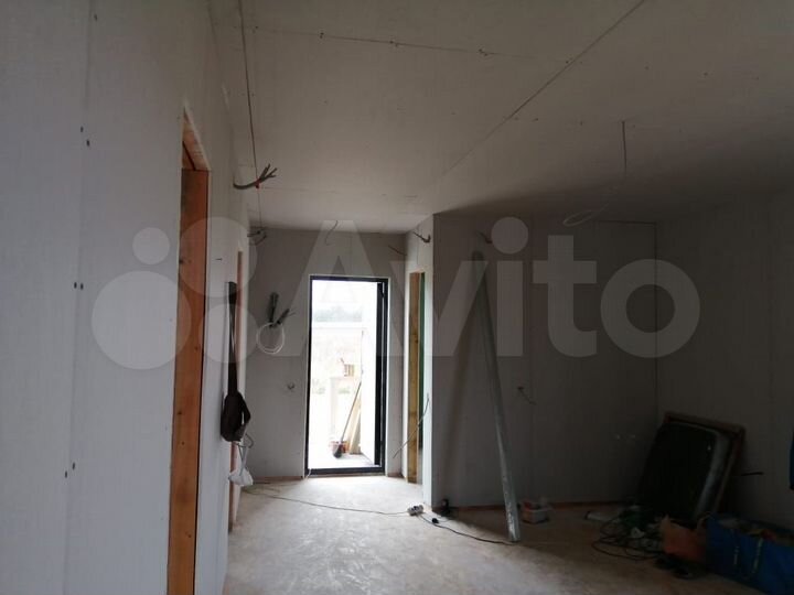 Дом 64 м² на участке 4 сот.