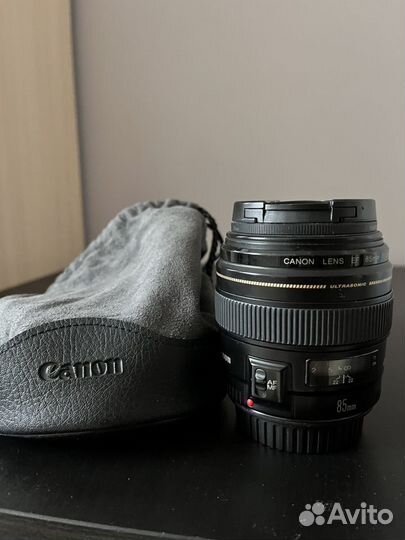 Объектив Canon EF 85mm f/1.8 USM, черный