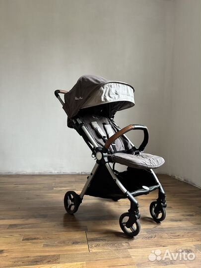 Коляска прогулочная