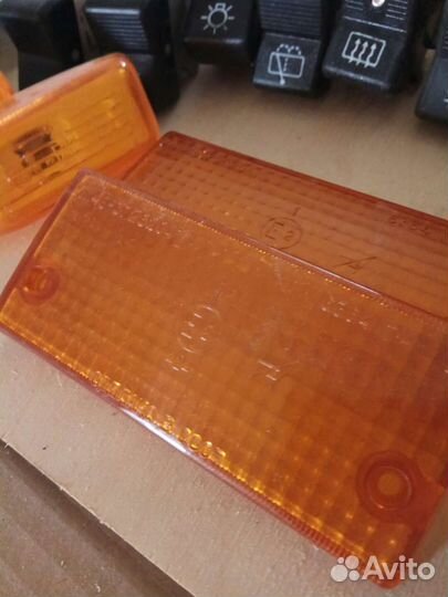 Ретро - запчасти. Реле,выключатели,клипсы