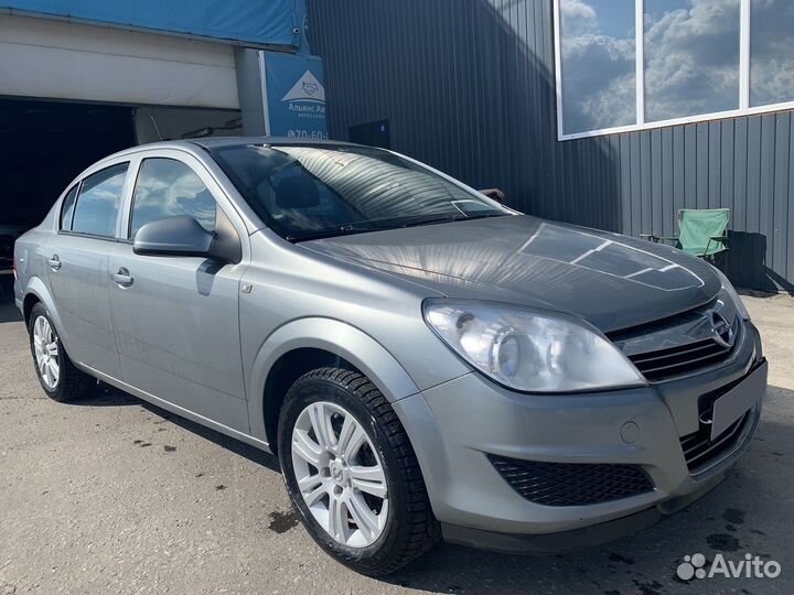 Opel Astra 1.6 AMT, 2011, 147 381 км