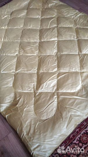 Одеяло пуховое б\у