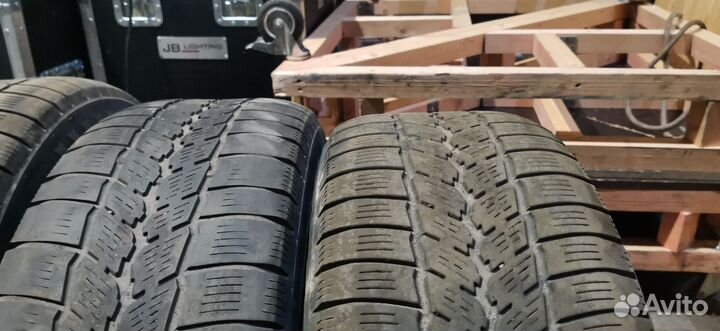 Michelin Agilis 51 Snow-Ice 215/60 R16C