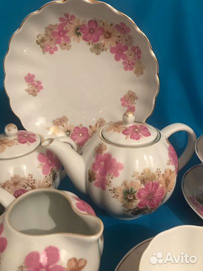 Чайный сервиз« Подарок женщине»лфз