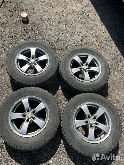 Диски с шинами Toyo 215/70 r16