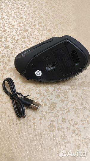Мышка беспроводная вертикальная
