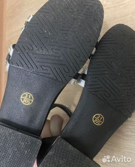 Босоножки для девочки