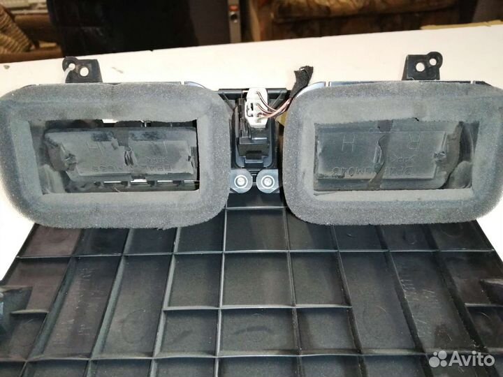 Накладка на торпедо центральная Mazda 3 BK