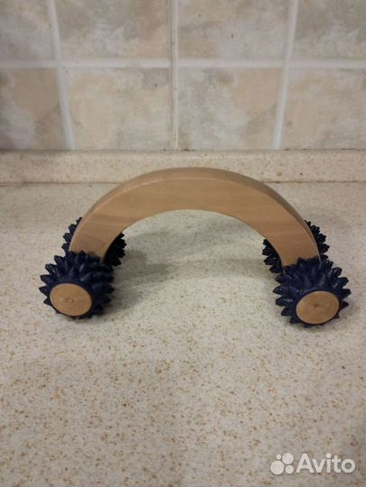 Массажер деревянный