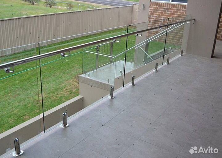 Стеклянные перила