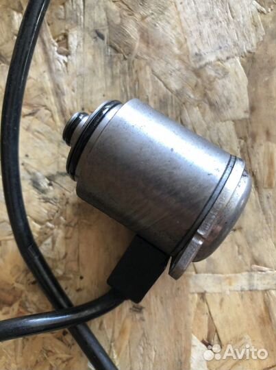 Датчик рейки bentley fluing spur 6.0 BEB