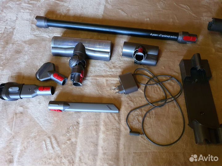 Пылесос Dyson V7 animalextra