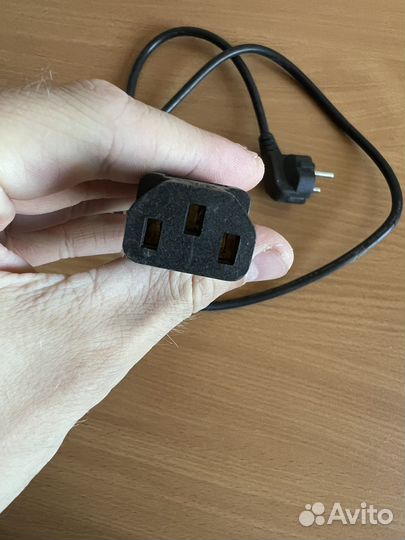 Кабель для компьютера