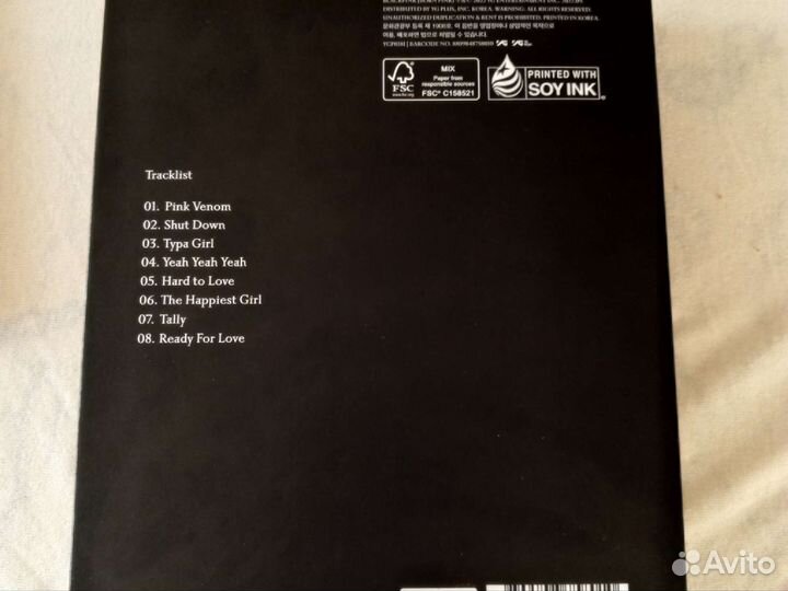 Музыкальный диск группы blackpink