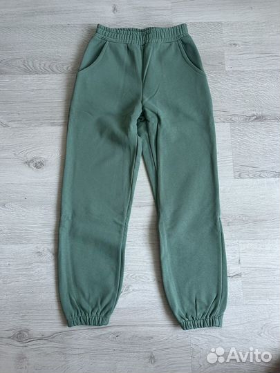 Спортивные штаны