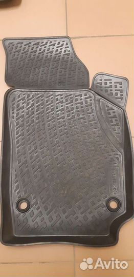 Автомобильные коврики резиновые Поло Седан