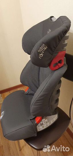 Детское автокресло britax romer