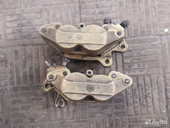 Суппорта передние Ducati 900ss monster