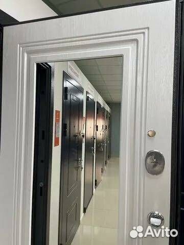 Дверь входная Зеркало Фаворит