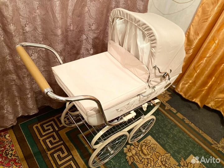 Ретро коляска Inglesina Classic