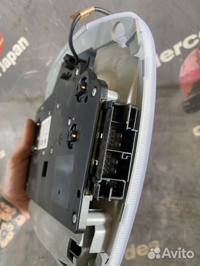 Салонный плафон Mercedes Vito/Viano w639. Япония