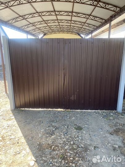 Металлопрофиль варота