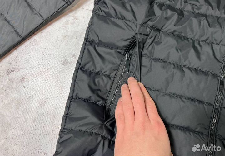 Куртки Armani модные