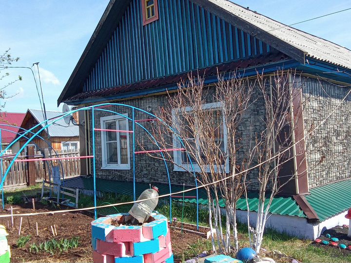 Дом 43,6 м² на участке 21,7 сот.