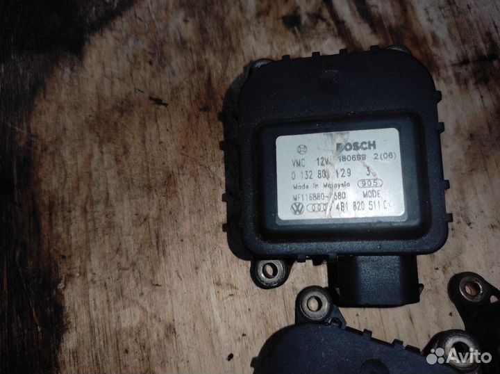 Сервопривод заслонки печки ауди А6 2001