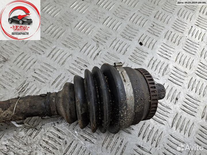 Полуось передняя правая б/у Audi A4 B5 (1994-2001)