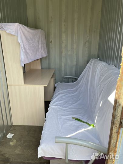 Письменный стол