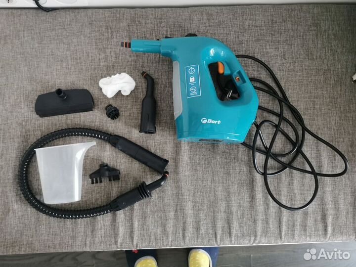 Пароочиститель Bort BDR-1500-RR