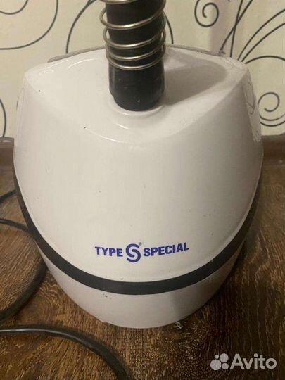 Отпариватель для одежды вертикальный