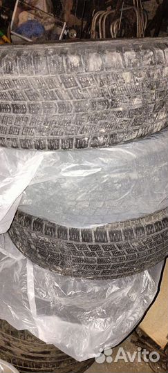 Hankook Nordik IS RW08 235/65 R17