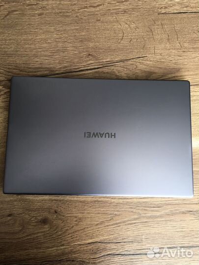 Ноутбук huawei BoDE- WFH9