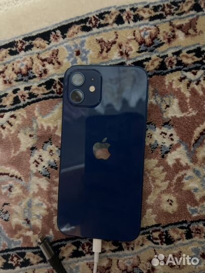 iPhone 12, 64 ГБ