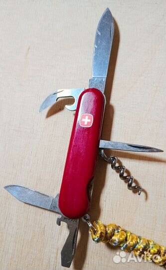 Нож Wenger Viking