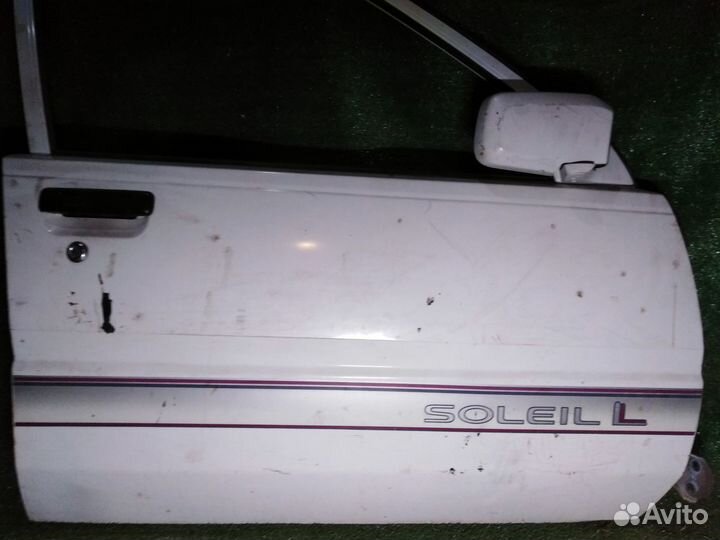 Дверь передняя правая Toyota Starlet EP71