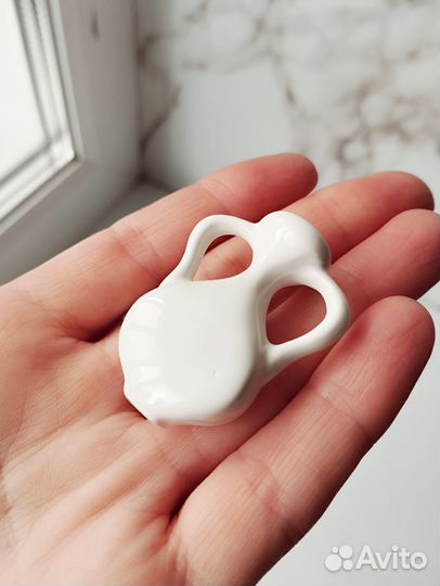 Миниатюрный керамический кувшин Ваза