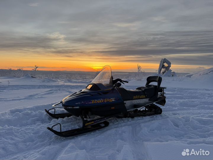 BRP SKi-doo Touring E