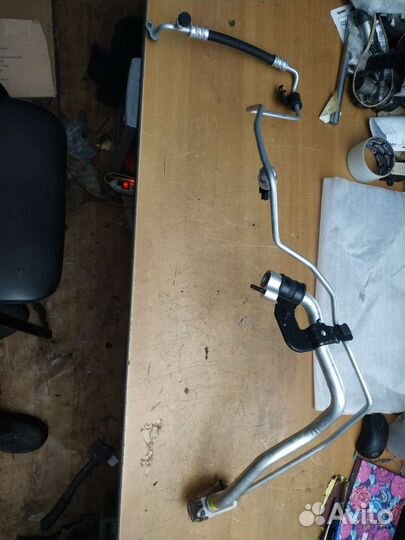 Новая трубка кондиционера Kia Carens, Rondo