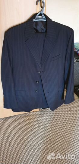 Продам костюм. Размер 50