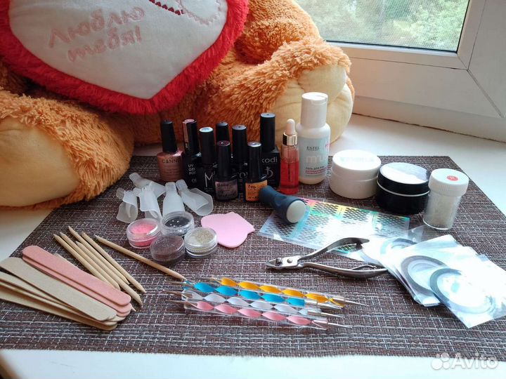 Для наращивания ногтей