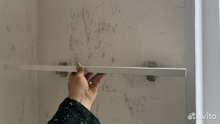 Полки с держателями