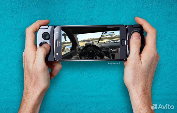 Moto Mods - Motorola Gamepad (игровой модуль)