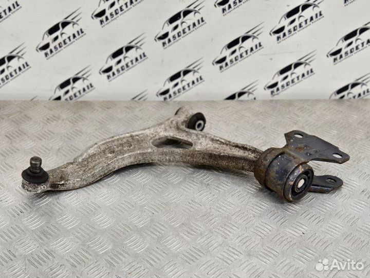 Рычаг подвески нижний передний левый Ford Focus 3