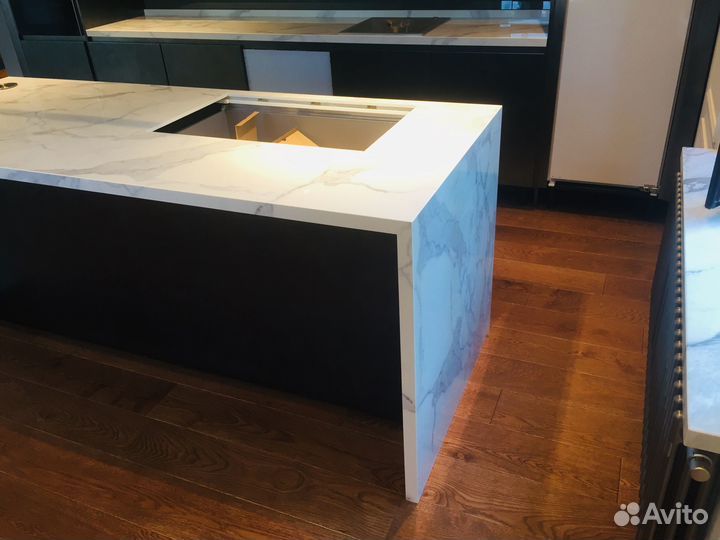 Керамический остров на кухню