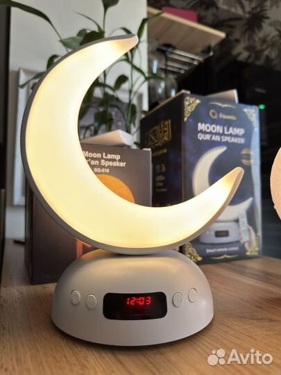 Ночник полумесяц читающий Коран и Азан