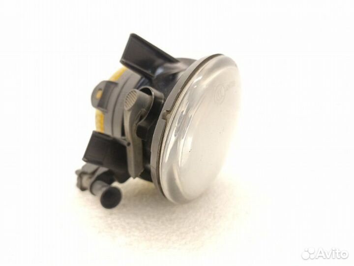 Фара противотуманная левая Volkswagen Golf 6 2011