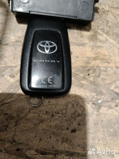 SMART Ключи Toyota camry 70 75 2021